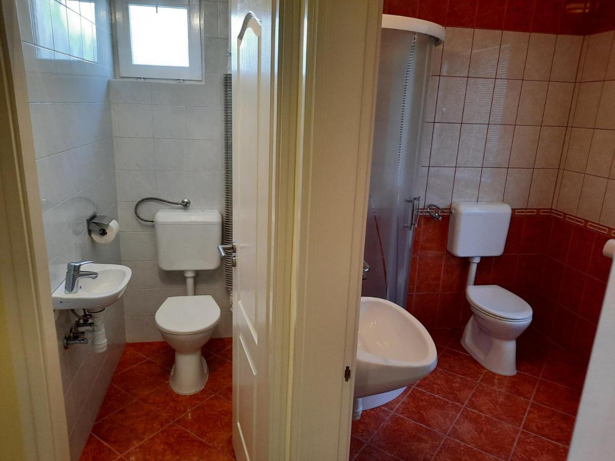 Apartmanház King Hévíz Exterior foto