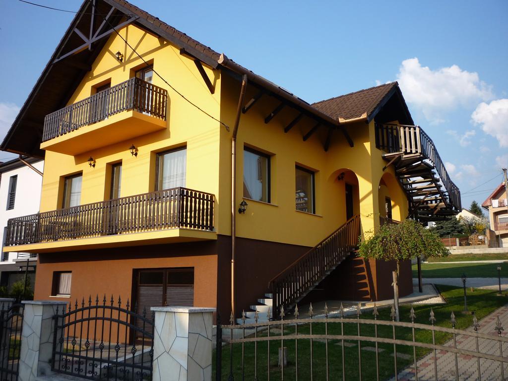 Apartmanház King Hévíz Exterior foto