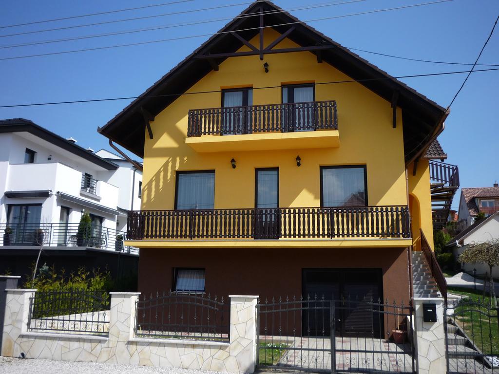 Apartmanház King Hévíz Exterior foto